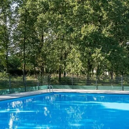 Gemuetlicher Eckbungalow Im Gruenen Naehe Roermond Posterholt